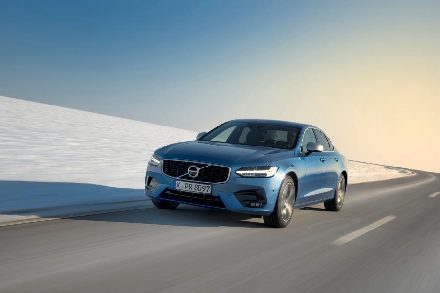  Volvo S90 T5 R-Design 2016 года  (WW) (фото 2 из 7)
